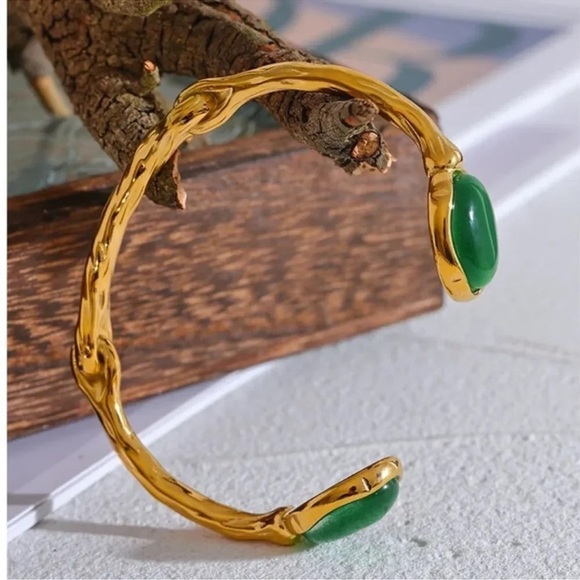 Anthropologie Green Agate 18K Gold Stainless Steel Waterproof Cuff Bracelet - Picture 4 of 12